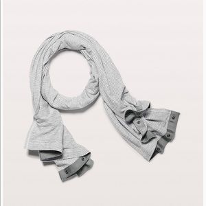 Lululemon Vinyassa Scarf